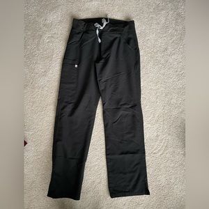 FIGS black Kade scrub pants